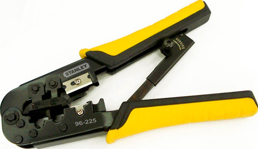 PELADOR CABLE 3 EN 1  96-225 STANLEY