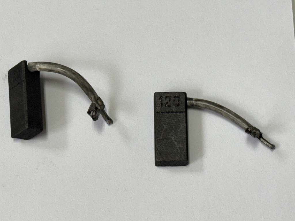 JGO CARBONES CB120 191921-8 PARA 5820 MAKITA