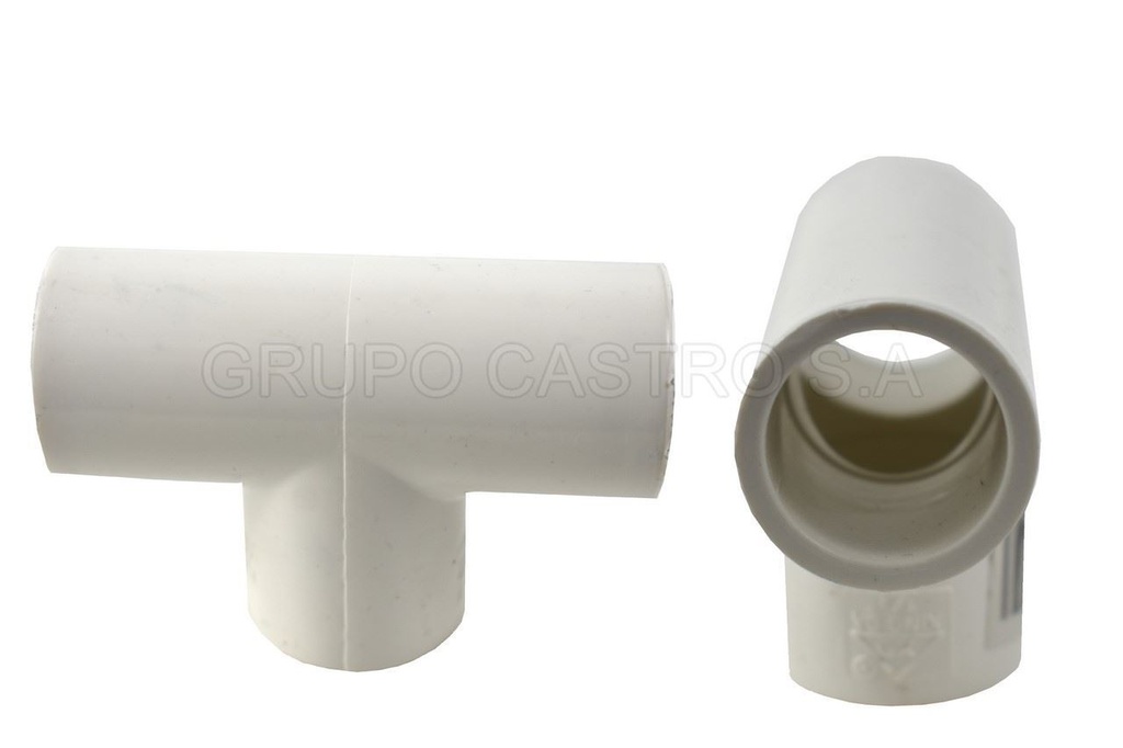 TEE 1/2 LISO PVC
